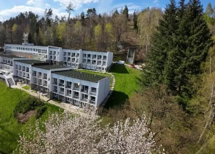 Jarzebinka דירה אוסטראון